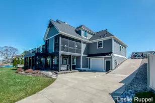 8985 24th Ave, Jenison, MI 49428 - Photo 8