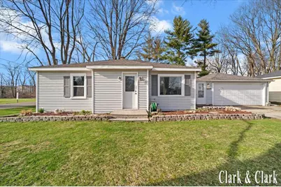 525 W Randall Street, Coopersville, MI 49404 - Photo 18