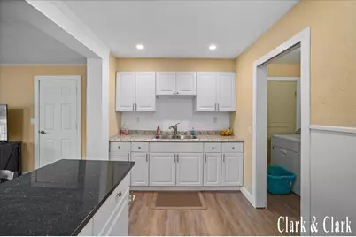 525 W Randall Street, Coopersville, MI 49404 - Photo 14