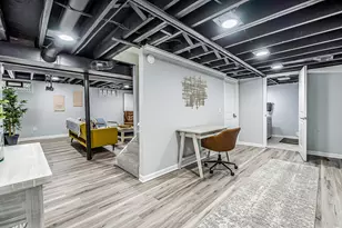 2133 N Circle Dr, Ann Arbor, MI 48103 - Photo 28