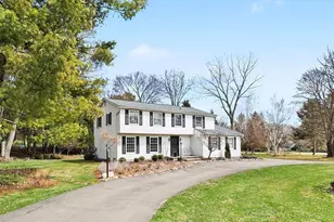 3132 Daleview Dr, Ann Arbor, MI 48105 - Photo 2