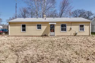 815 N Washington Ave, Battle Creek, MI 49037 - Photo 2