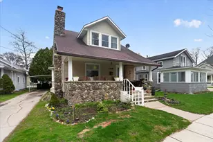 109 S Mulberry St, Marshall, MI 49068 - Photo 2