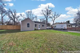 2289 Orchard Ave, Muskegon, MI 49442 - Photo 6