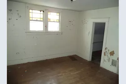 841 E 8th Street, Flint, MI 48503 - Photo 10