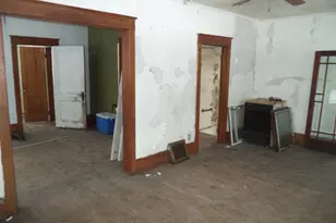 841 E 8th St, Flint, MI 48503 - Photo 4