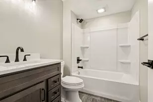 2229 Oxford St, Kalamazoo, MI 49004 - Photo 10