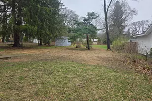 2158 E Broadway Ave, Muskegon, MI 49444 - Photo 2