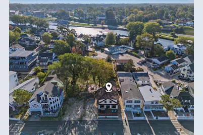 30 Lakeshore Drive, South Haven, MI 49090 - Photo 1