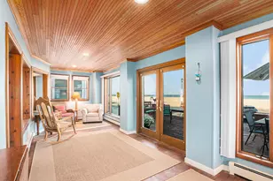 30 Lakeshore Dr, South Haven, MI 49090 - Photo 10