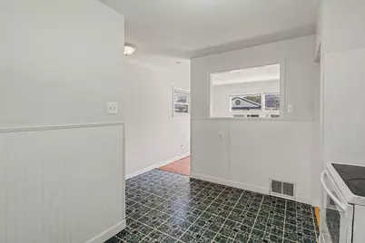 20450 Lancaster Street, Harper Woods, MI 48225 - Photo 18