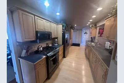 931 Rose Avenue, Big Rapids, MI 49307 - Photo 12