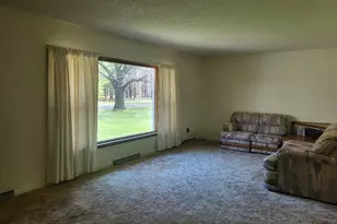 5867 Dowling St, Montague, MI 49437 - Photo 2