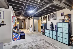 38609 Jahn St, Livonia, MI 48152 - Photo 34