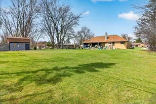 38609 Jahn St, Livonia, MI 48152 - Photo 48