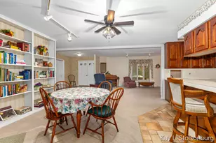817 N Glenwood St, Hastings, MI 49058 - Photo 12