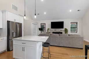 633 Fairview Ave NE, Grand Rapids, MI 49503 - Photo 12