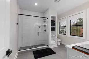 633 Fairview Ave NE, Grand Rapids, MI 49503 - Photo 20