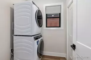 633 Fairview Ave NE, Grand Rapids, MI 49503 - Photo 26