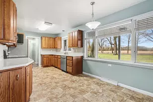 7052 N 30th St, Richland, MI 49083 - Photo 12
