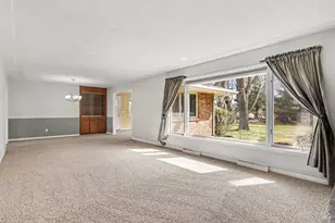 7052 N 30th St, Richland, MI 49083 - Photo 4