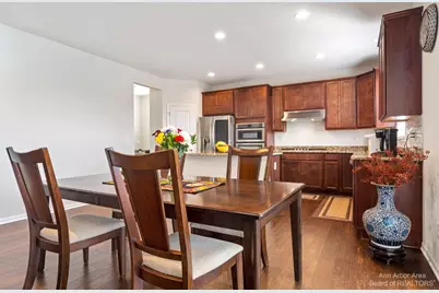 638 Holmdale Way, Ann Arbor, MI 48108 - Photo 8