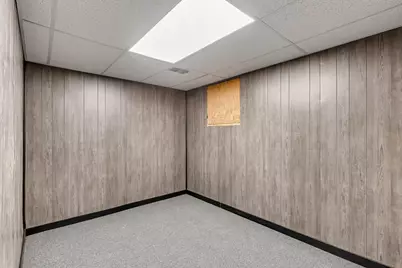 1437 Brookwood Drive, Norton Shores, MI 49441 - Photo 32