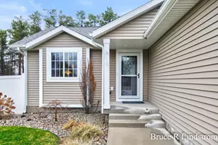 1157 Spruce Pointe Dr, Whitehall, MI 49461 - Photo 4