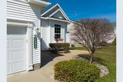 2498 E Turning Leaf Way, Fruitport, MI 49415 - Photo 2