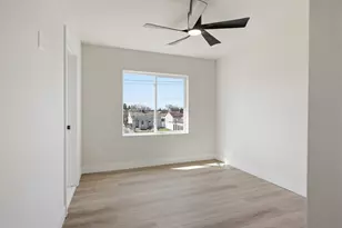 30489 Brush St, Madison Heights, MI 48071 - Photo 10