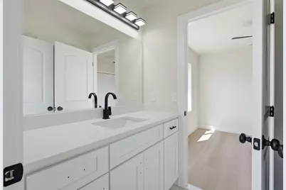 30489 Brush Street, Madison Heights, MI 48071 - Photo 32