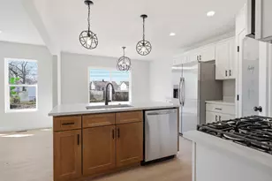 30489 Brush St, Madison Heights, MI 48071 - Photo 4