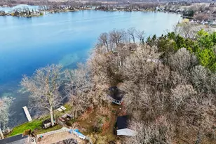 11790 Lakeway Dr, Plainwell, MI 49080 - Photo 10