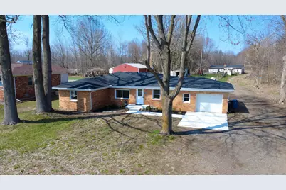 5424 Oakville Waltz Road, New Boston, MI 48164 - Photo 1