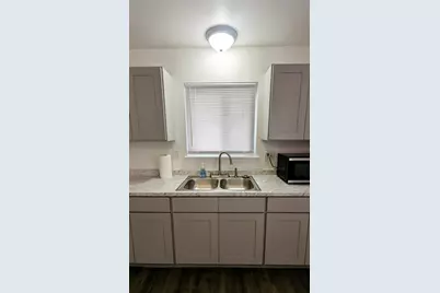 30113 Hazelwood Street, Inkster, MI 48141 - Photo 6