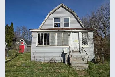 707 S Eaton Street, Albion, MI 49224 - Photo 1