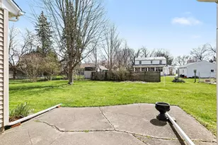 2202 Paddington Rd, Kalamazoo, MI 49001 - Photo 24