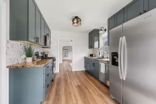 1104 N Waterloo Ave, Jackson, MI 49202 - Photo 8