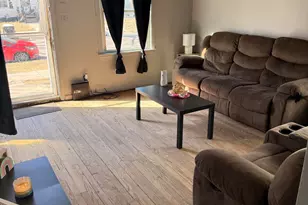 9362 Memorial St, Detroit, MI 48228 - Photo 6