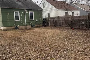 9362 Memorial St, Detroit, MI 48228 - Photo 10