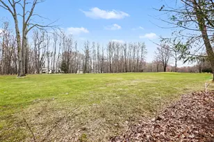 9362 Clubhouse Dr W, Canadian Lakes, MI 49346 - Photo 34