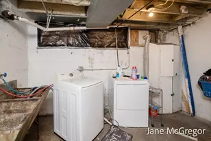 1350 Arthur St, Muskegon, MI 49442 - Photo 36