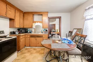 1350 Arthur St, Muskegon, MI 49442 - Photo 6