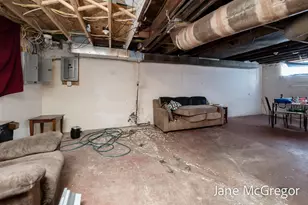 1350 Arthur St, Muskegon, MI 49442 - Photo 32