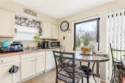 2820 Texel Drive, Kalamazoo, MI 49048 - Photo 8