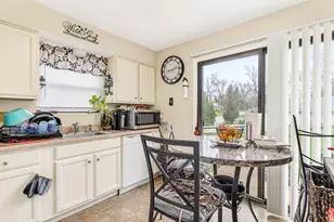 2820 Texel Dr, Kalamazoo, MI 49048 - Photo 8