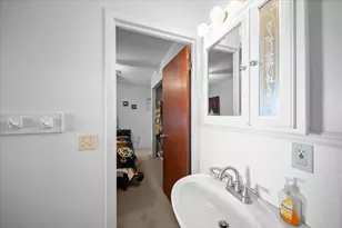 213 N Stewart St, Muskegon, MI 49442 - Photo 18