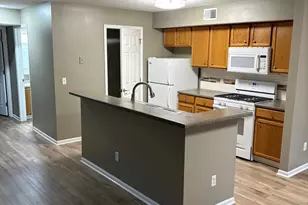 219 Hunters Ln NE, Rockford, MI 49341 - Photo 4