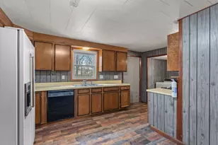 1301 Regent St, Niles, MI 49120 - Photo 2