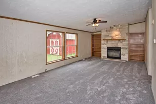 261 Marks St, Niles, MI 49120 - Photo 6